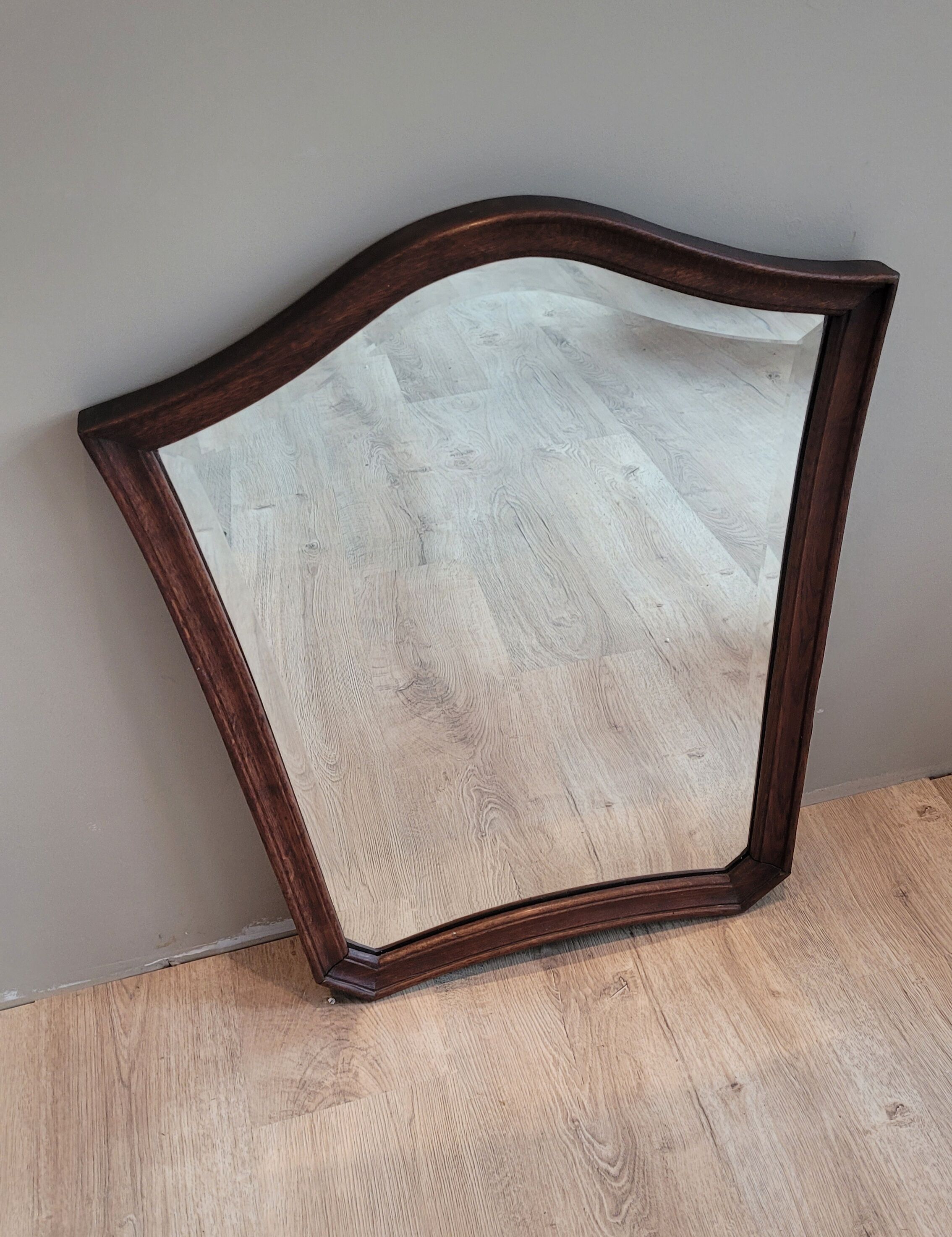 Trapezoid wood mirror 58x73