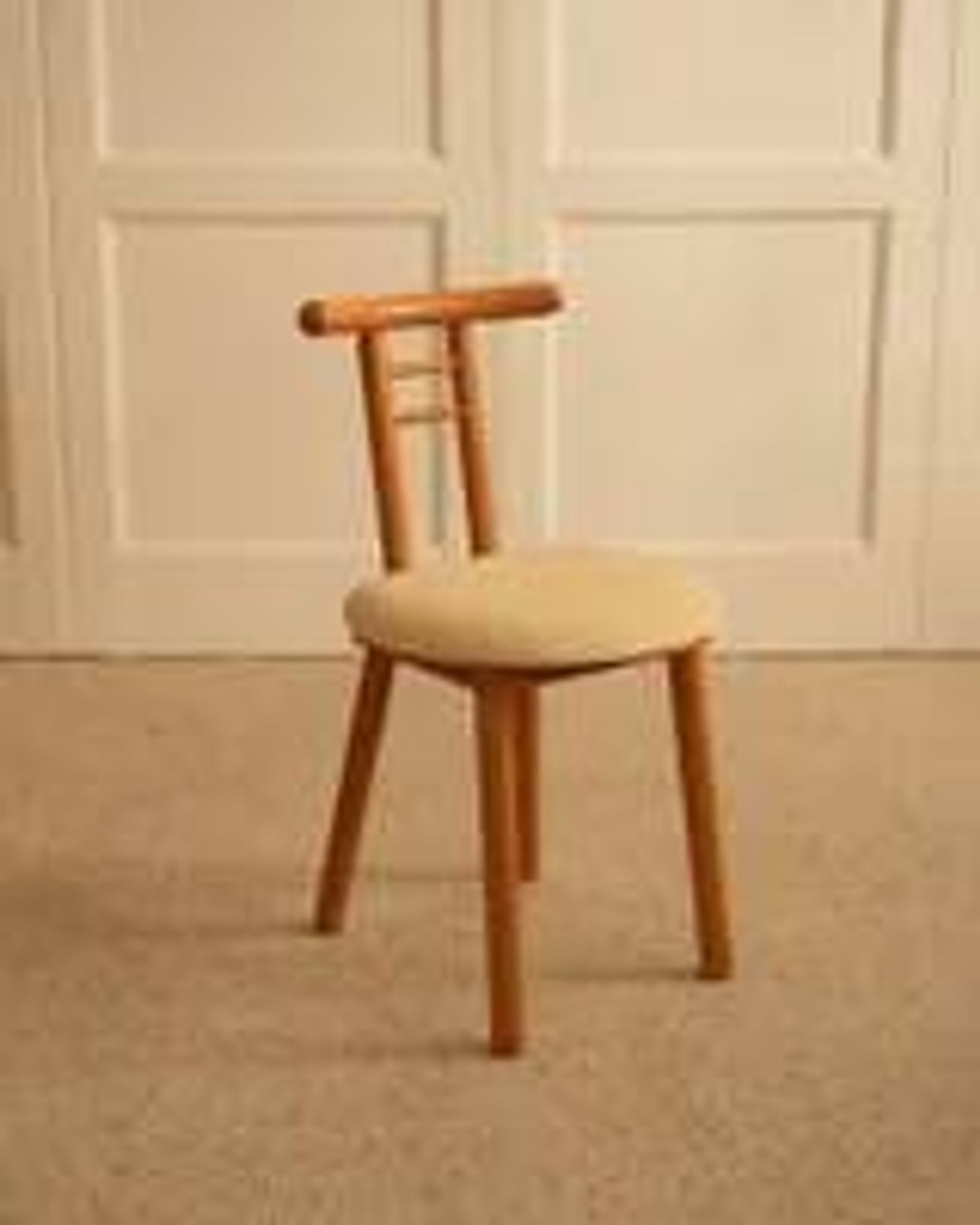 Italian chairs in wood and velvet