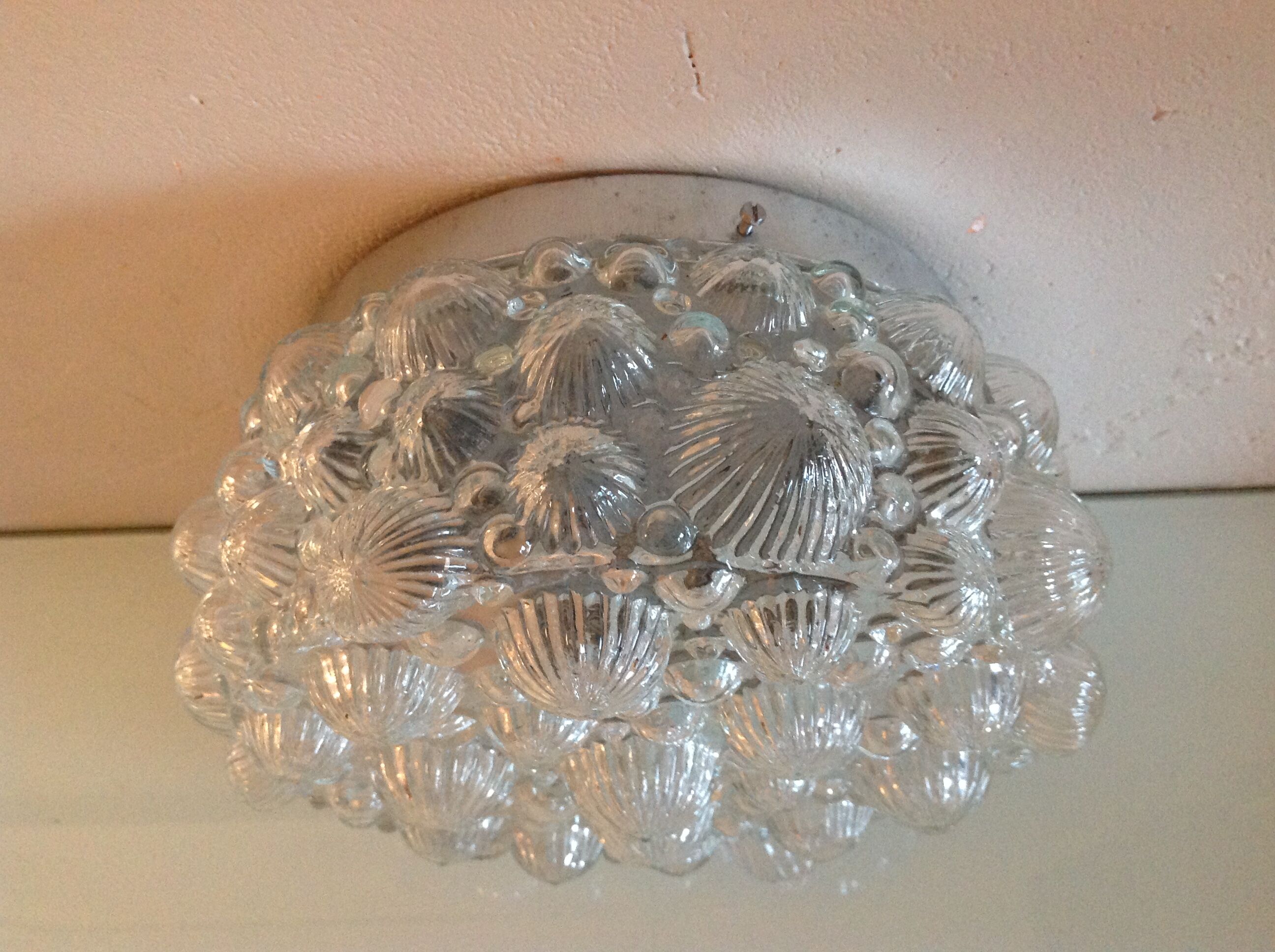 Round ceiling lamp in bubbled glass / vintage 60s-70s