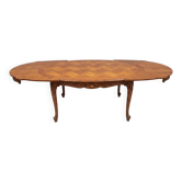 Dining table in cherry wood