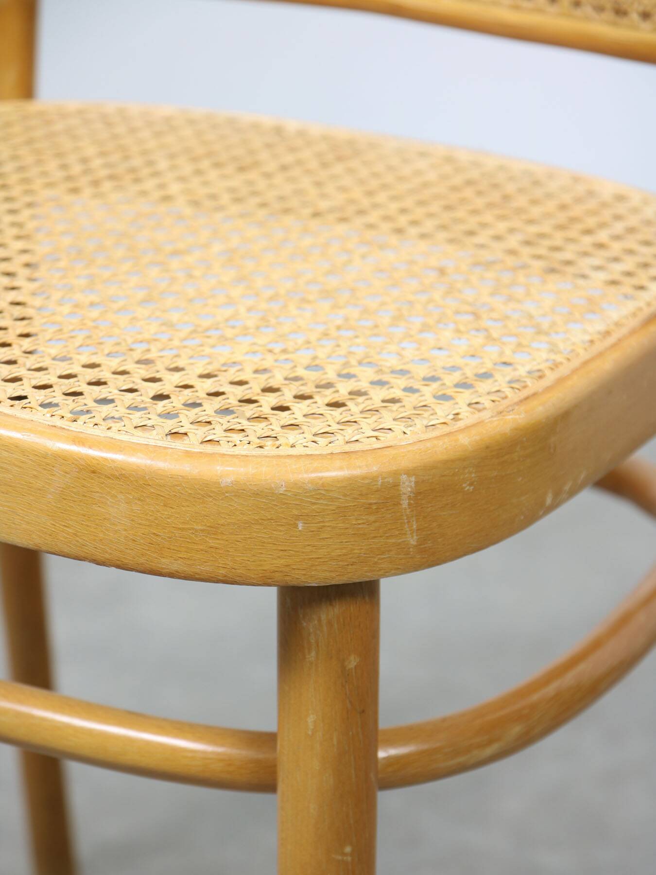Paire de chaises vintage n°811 en bois courbé
