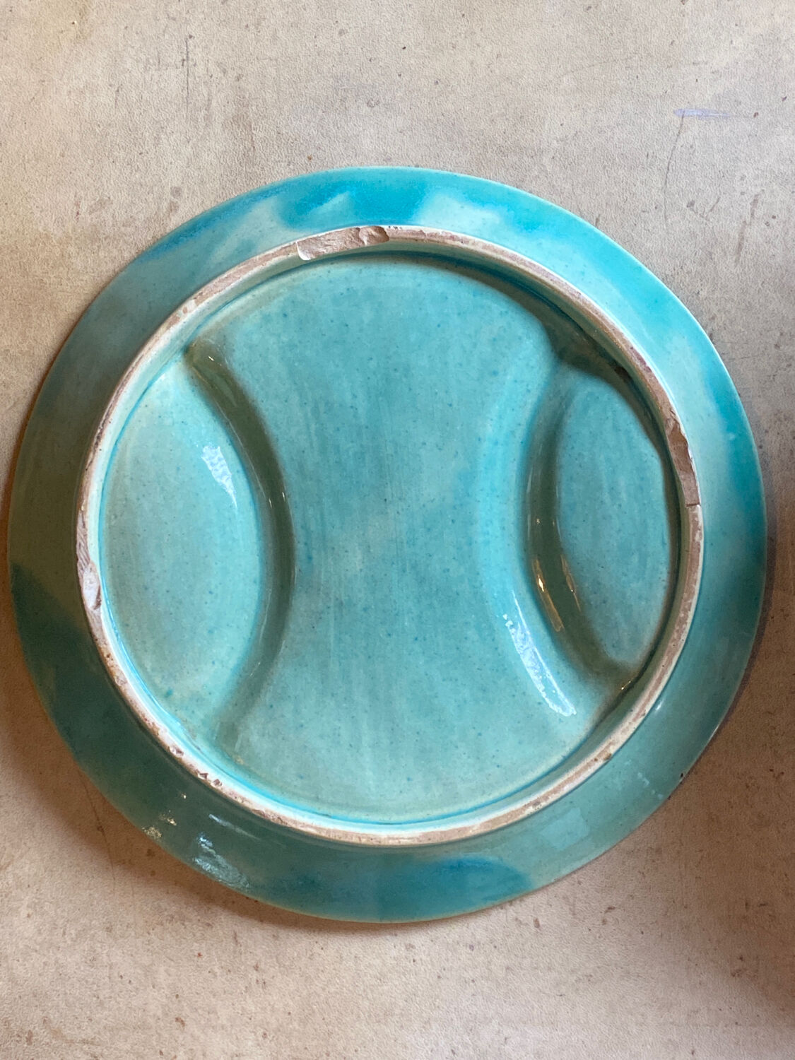 5 asparagus plates in slip