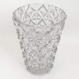 Vase en verre pressé moulé années 60 Hauteur 30 cm