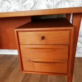 Bureau vintage en teak de 1960 de chez Swissteak avec chaise