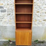 Vintage bookcase column