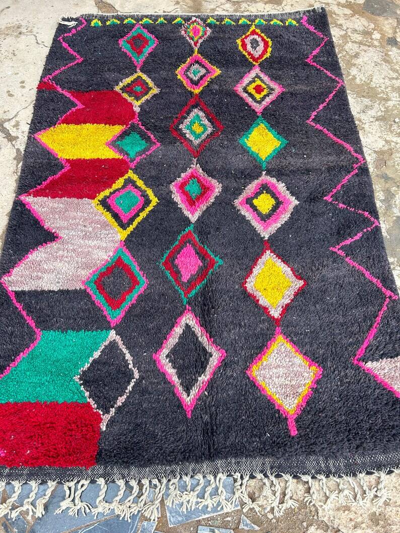 Beautiful handcrafted rug 100cm×200cm
