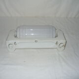 Applies art deco of the 30s