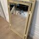 Miroir Pierre Vandel en alu blanc, Paris, 1970 - 90x60cm