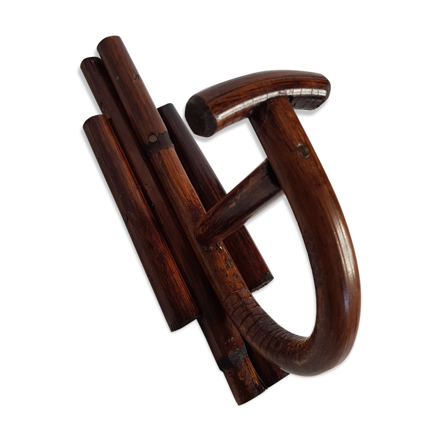 Patère wears rattan wall coat