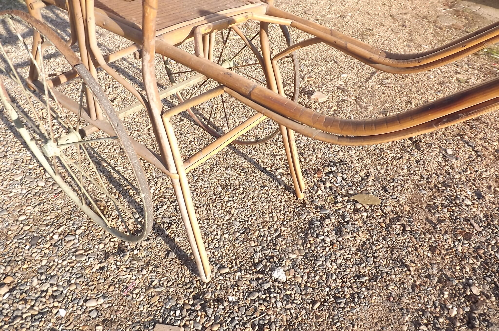 Child cart in bamboo and osier 1900