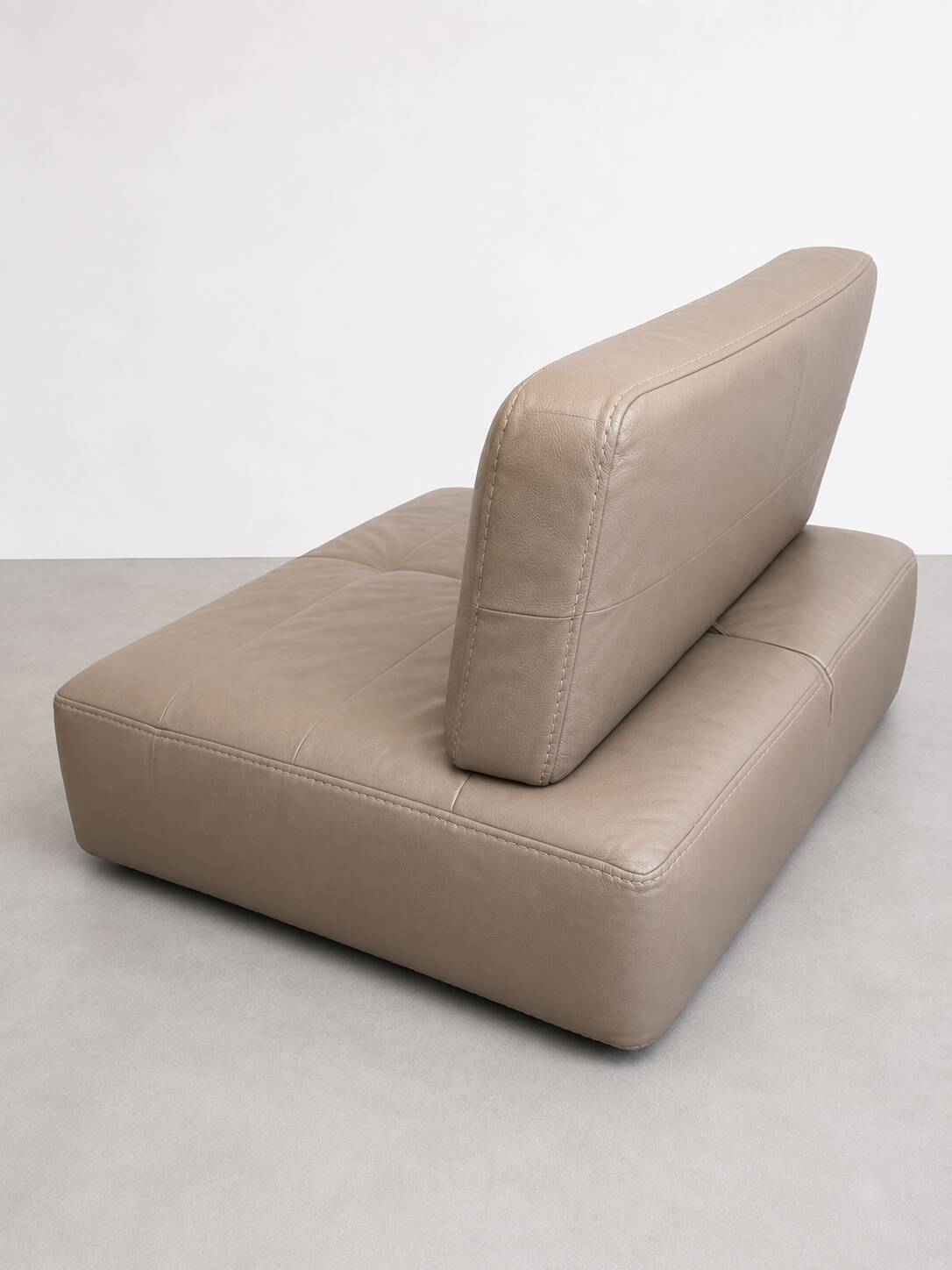 Roche Bobois ensemble model "Scénario"