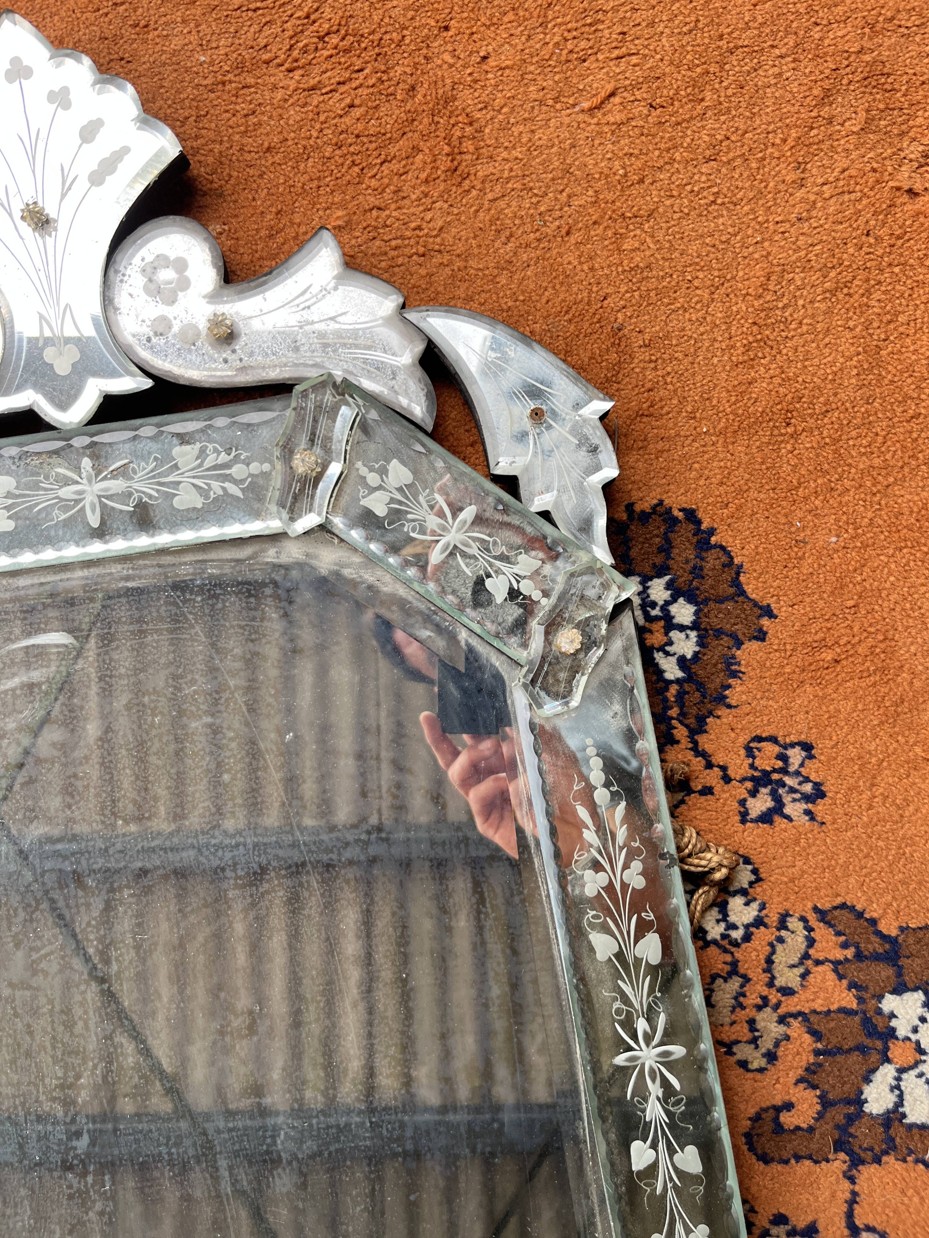 Venetian mirror 92 cm