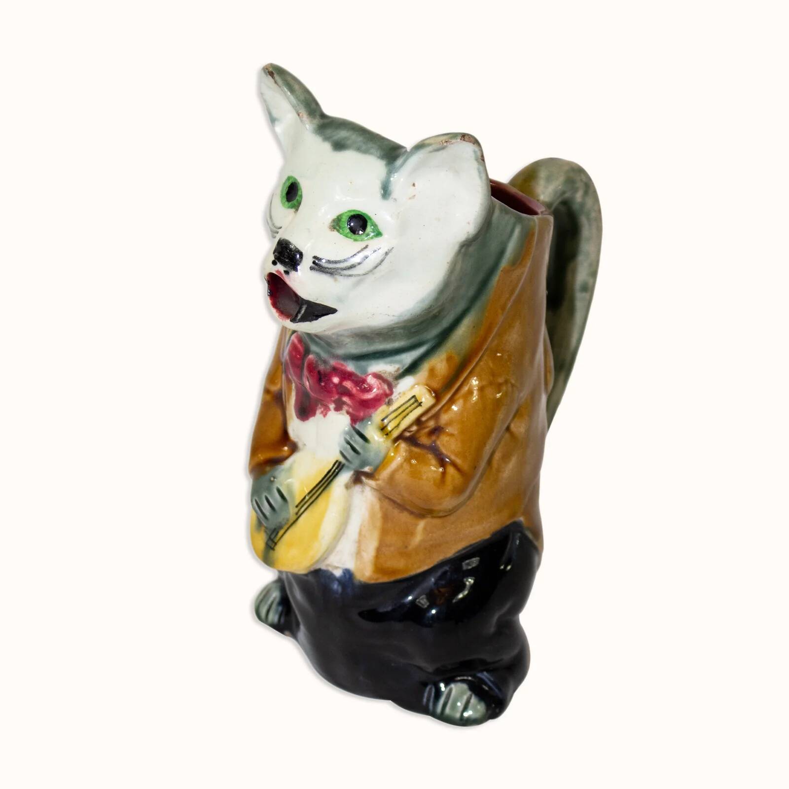 Figurative jug in majolica cat