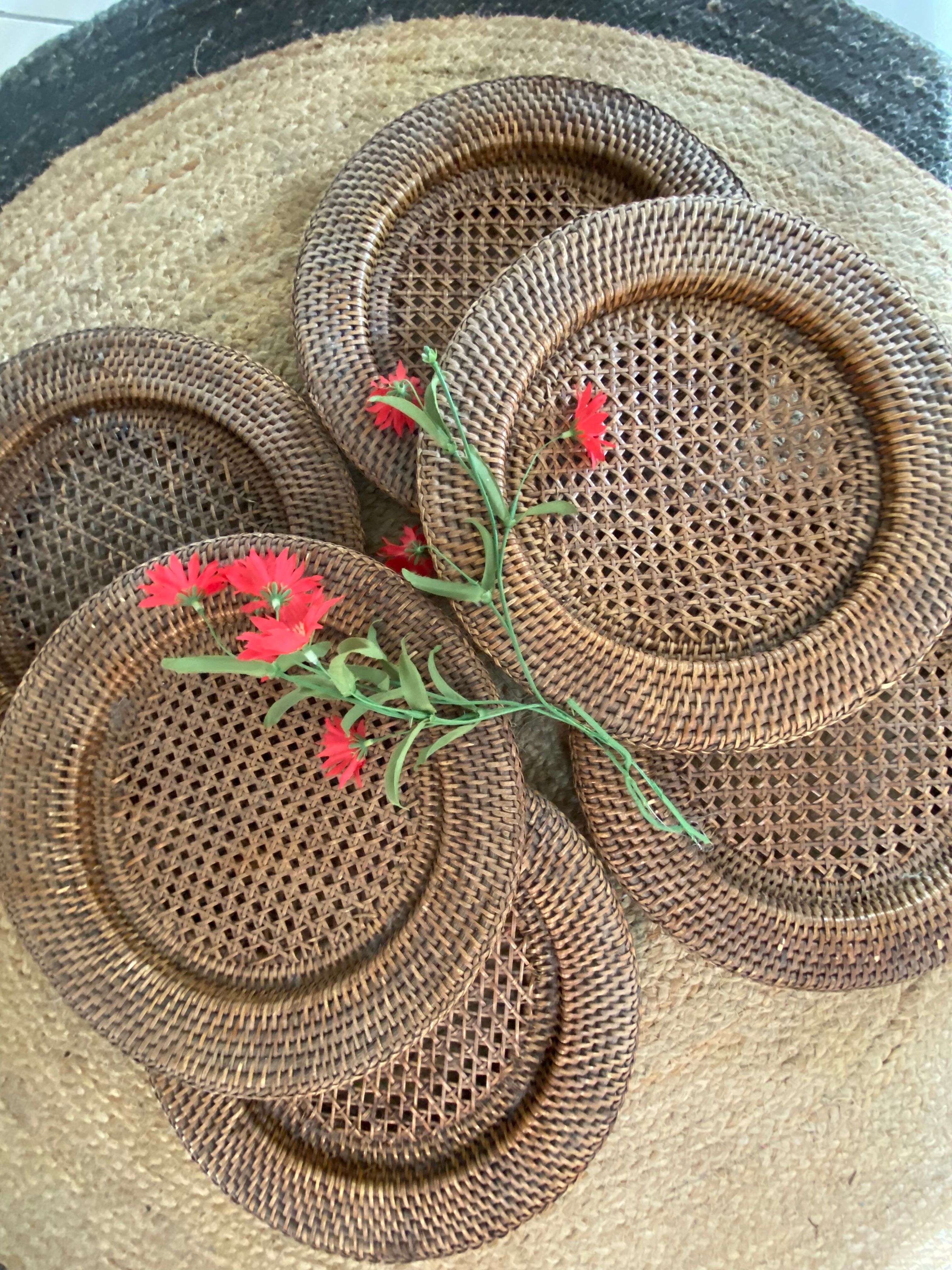 6 subplates in canning and rattan.