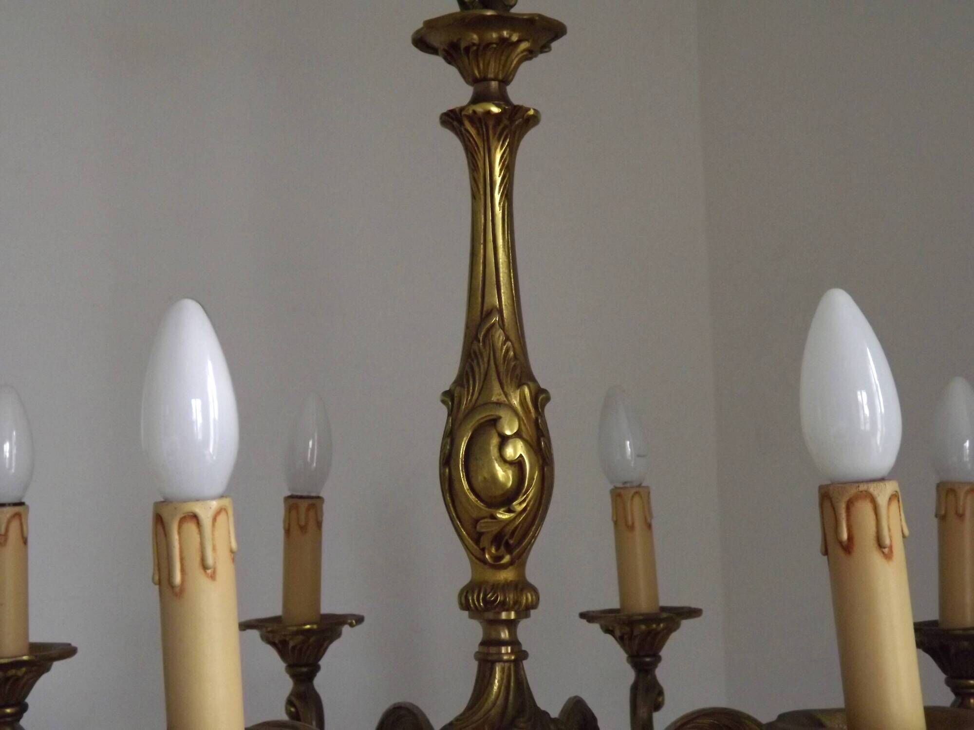 French Antique Traditional Bronze 8 Light Chandelier Acanthus Detail 5566