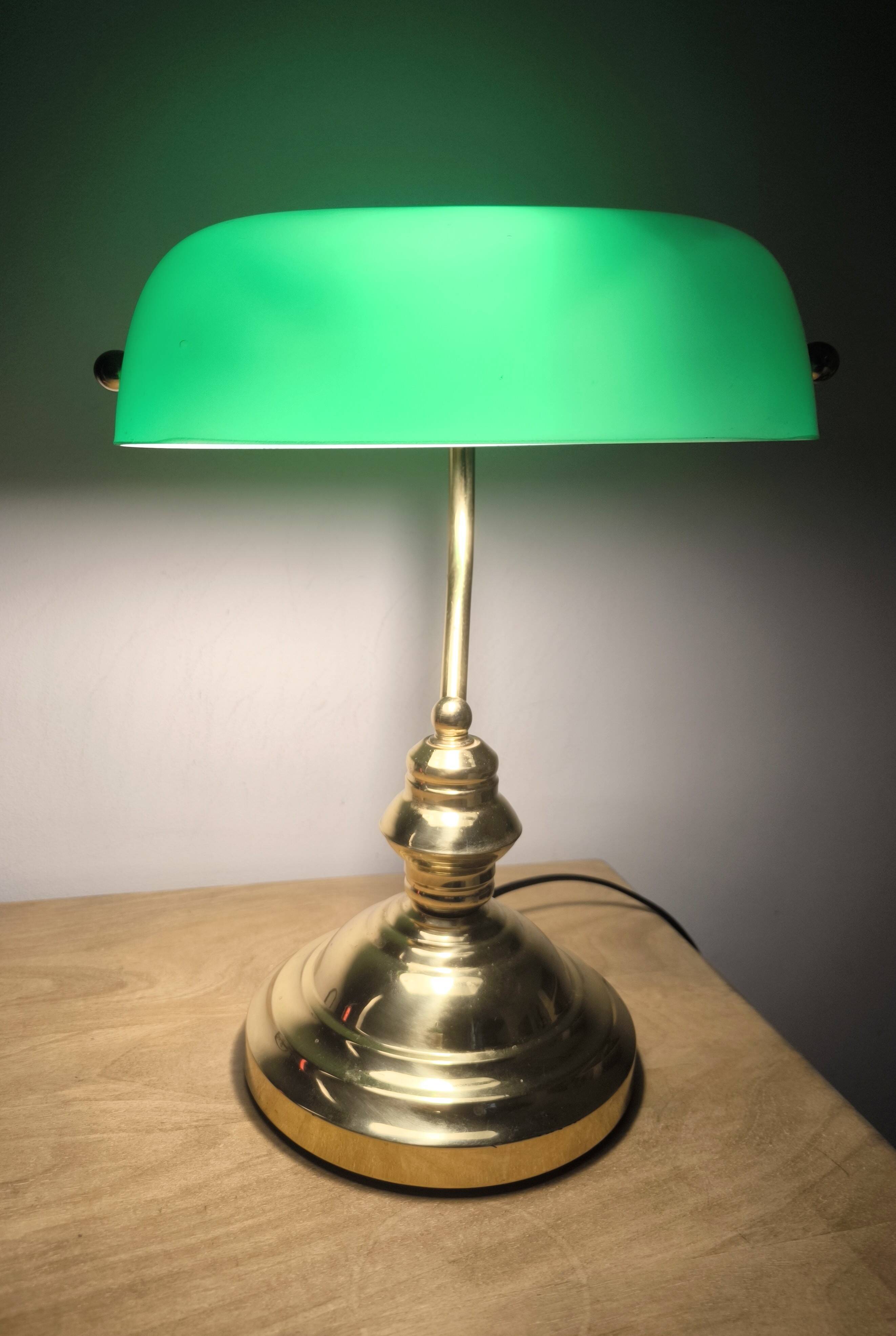 Lámpara vintage de banquero de cristal verde opalino