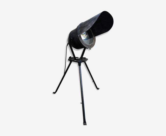 Ancien projecteur à casquette