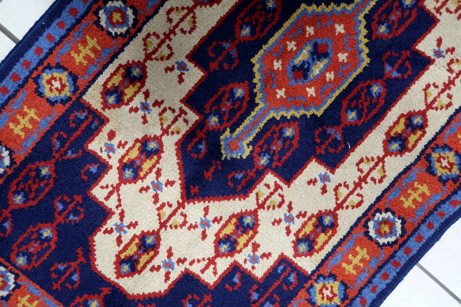 Vintage French Savonnerie rug 95 cm x 177 cm 1950s - 1C1231