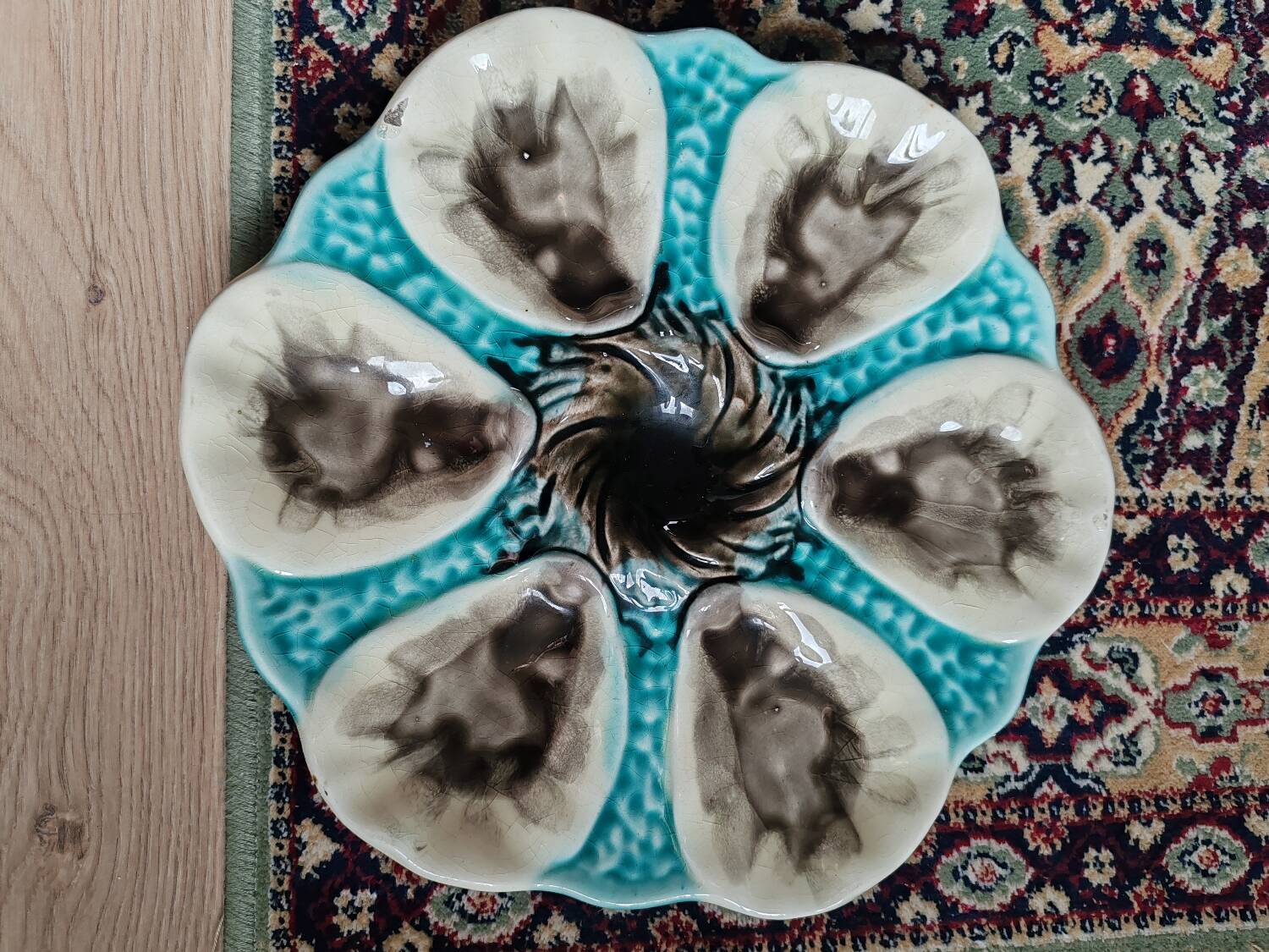 Moulins des loups oyster plate