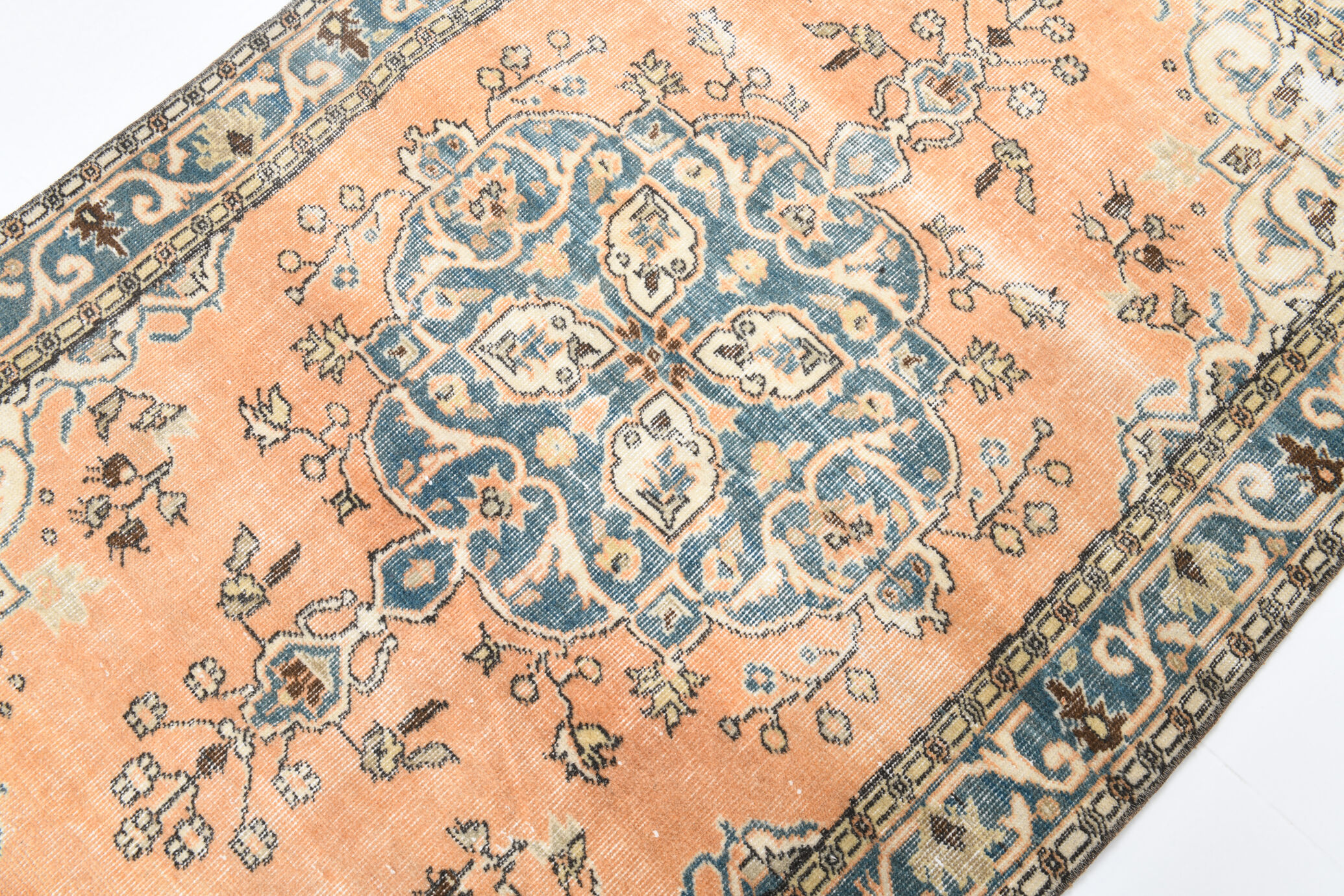 Orange carpet 194x119cm