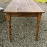 Table de drapier en chêne massif doré 230x73cm deux tiroirs
