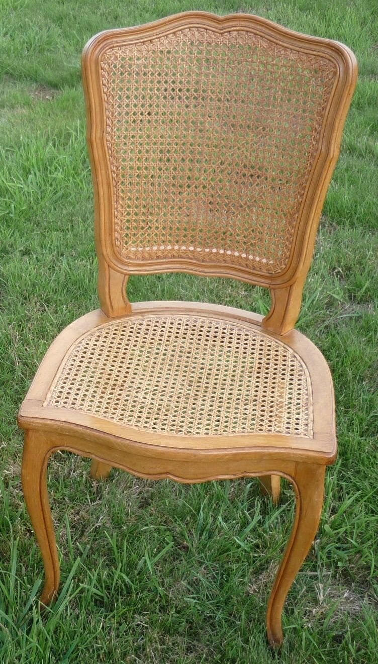 Chaise en bois et cannages vintage