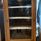 Louis Philippe display case in 19th century walnut
