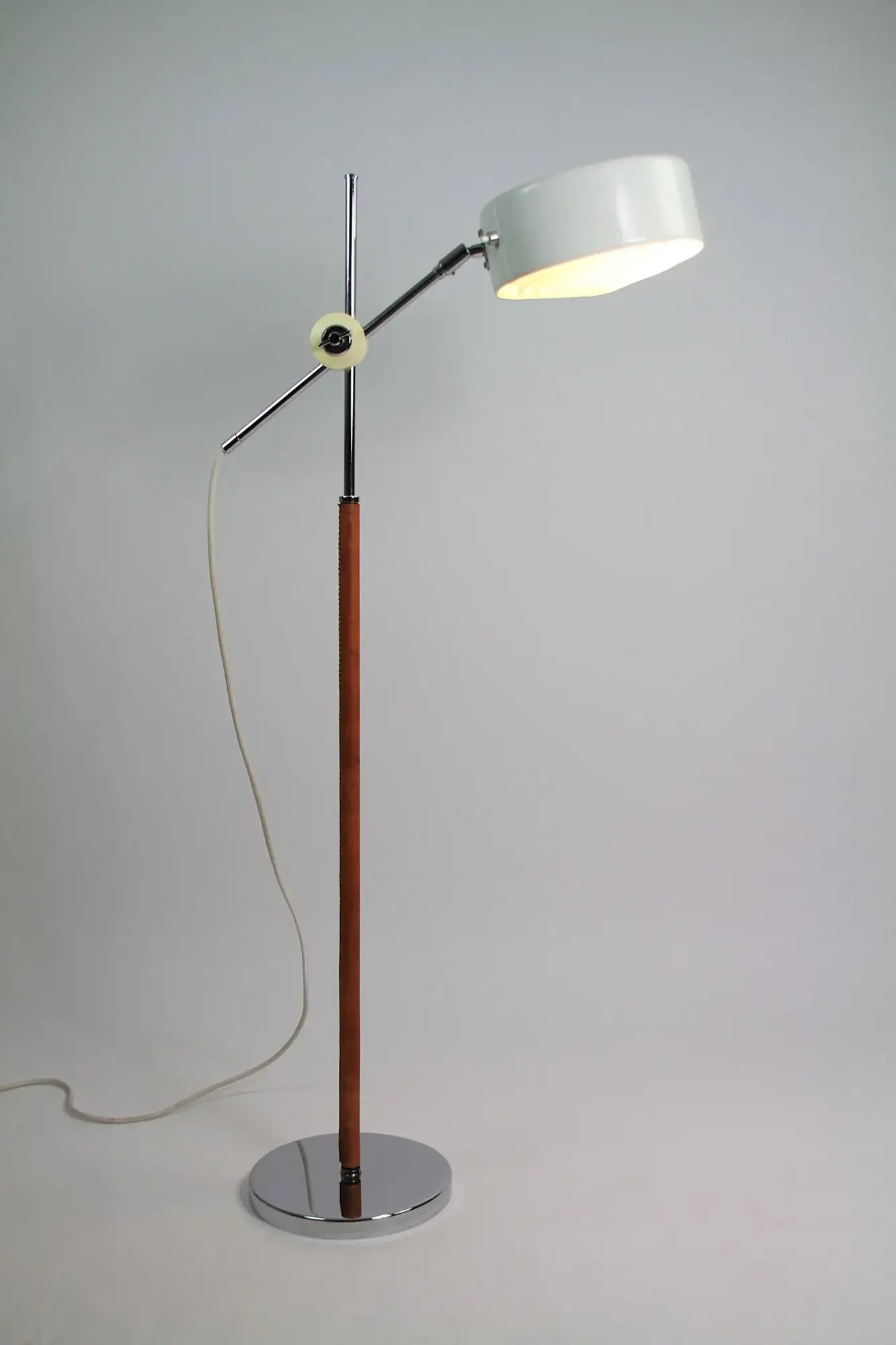 Floor lamp model 591G 2S/J “Simris/Olympia” by Anders Pehrson for Ateljé Lyktan, Sweden, 1960s