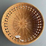 Round wicker basket