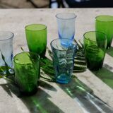 Verres à liqueur vert vintage
