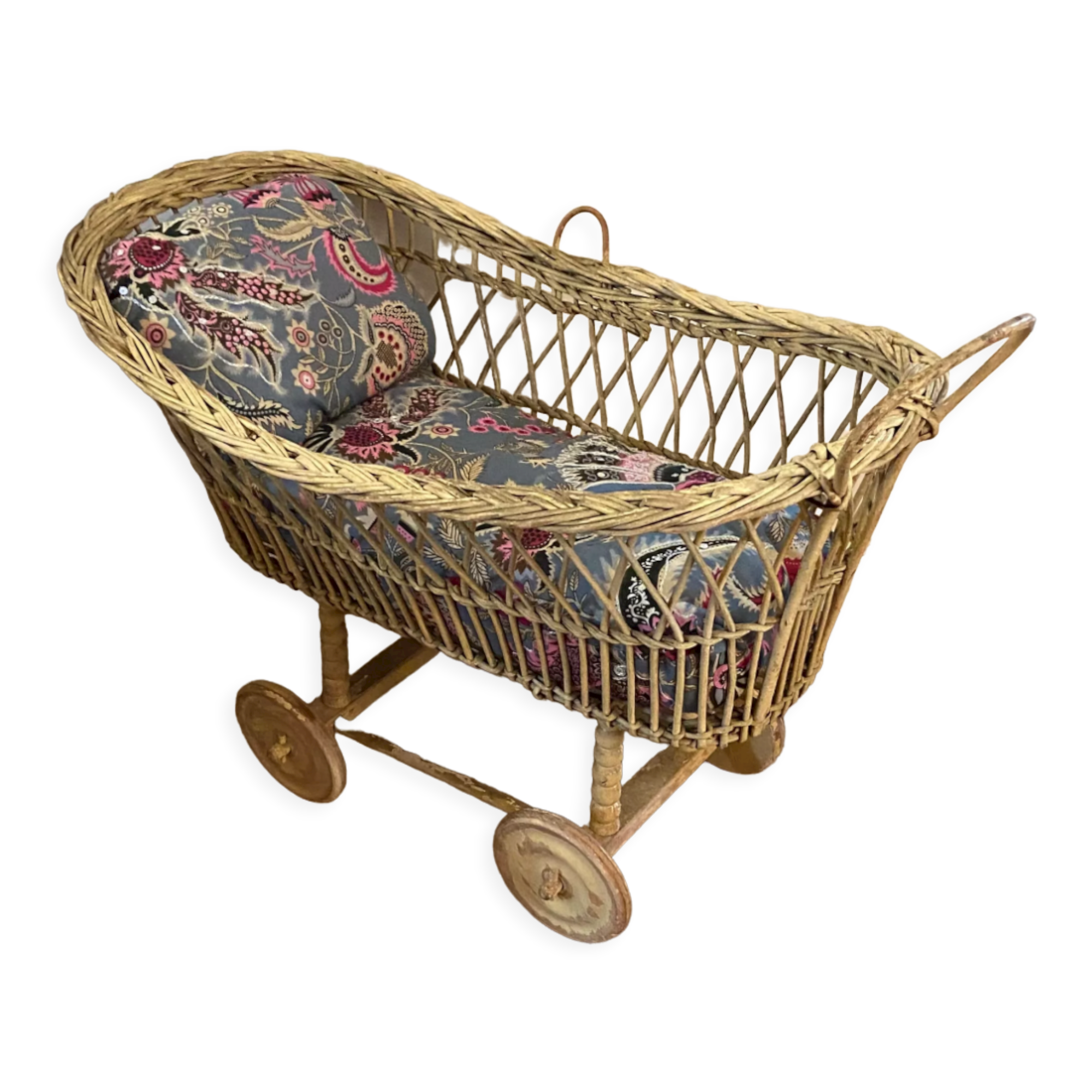 Christmas Pop-up 2022 -Vintage rattan doll stroller cradle