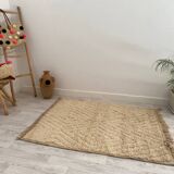 Handmade wool Berber rug 122 x 159 CM