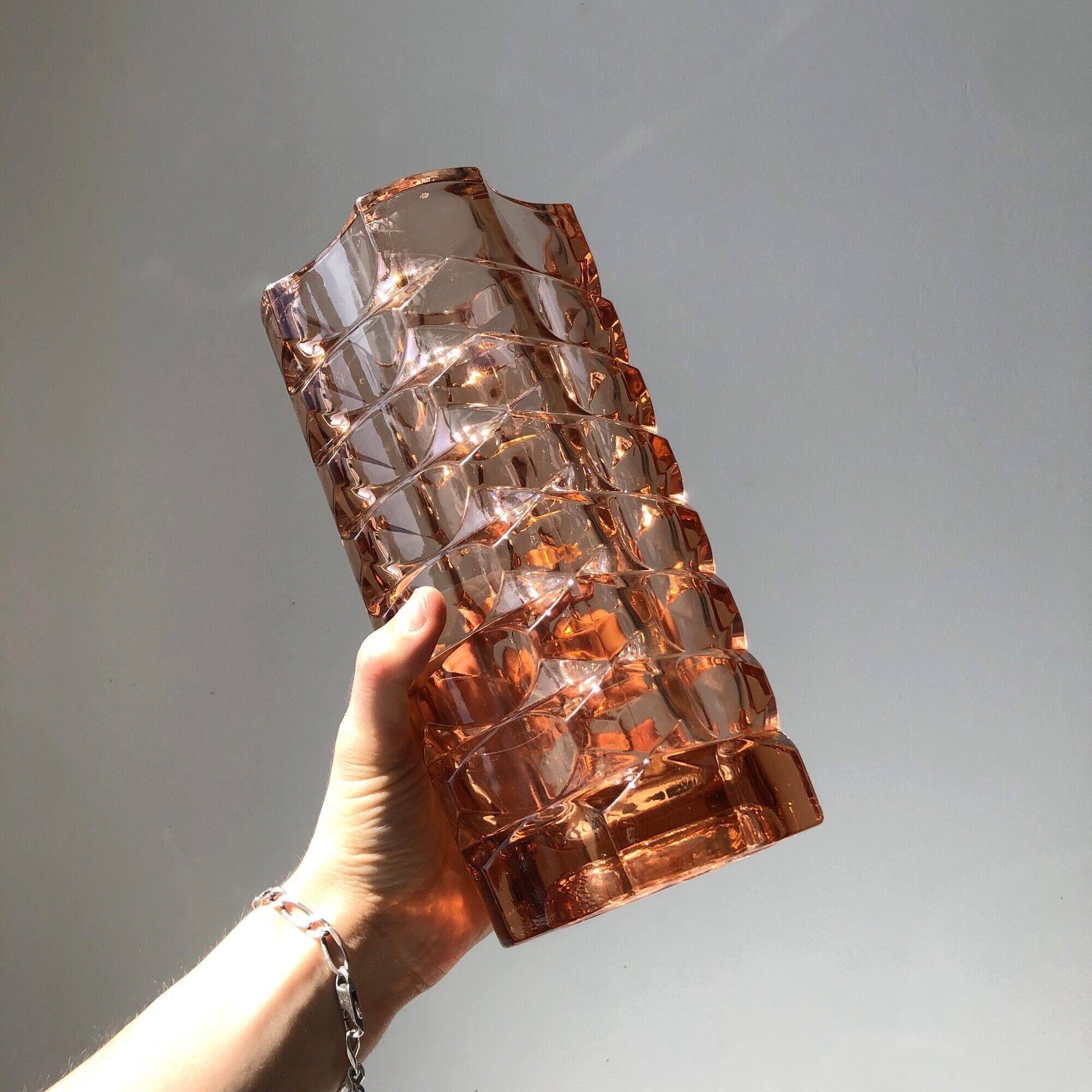 Thick glass vase pink color, Windsor Rosaline Luminarc model