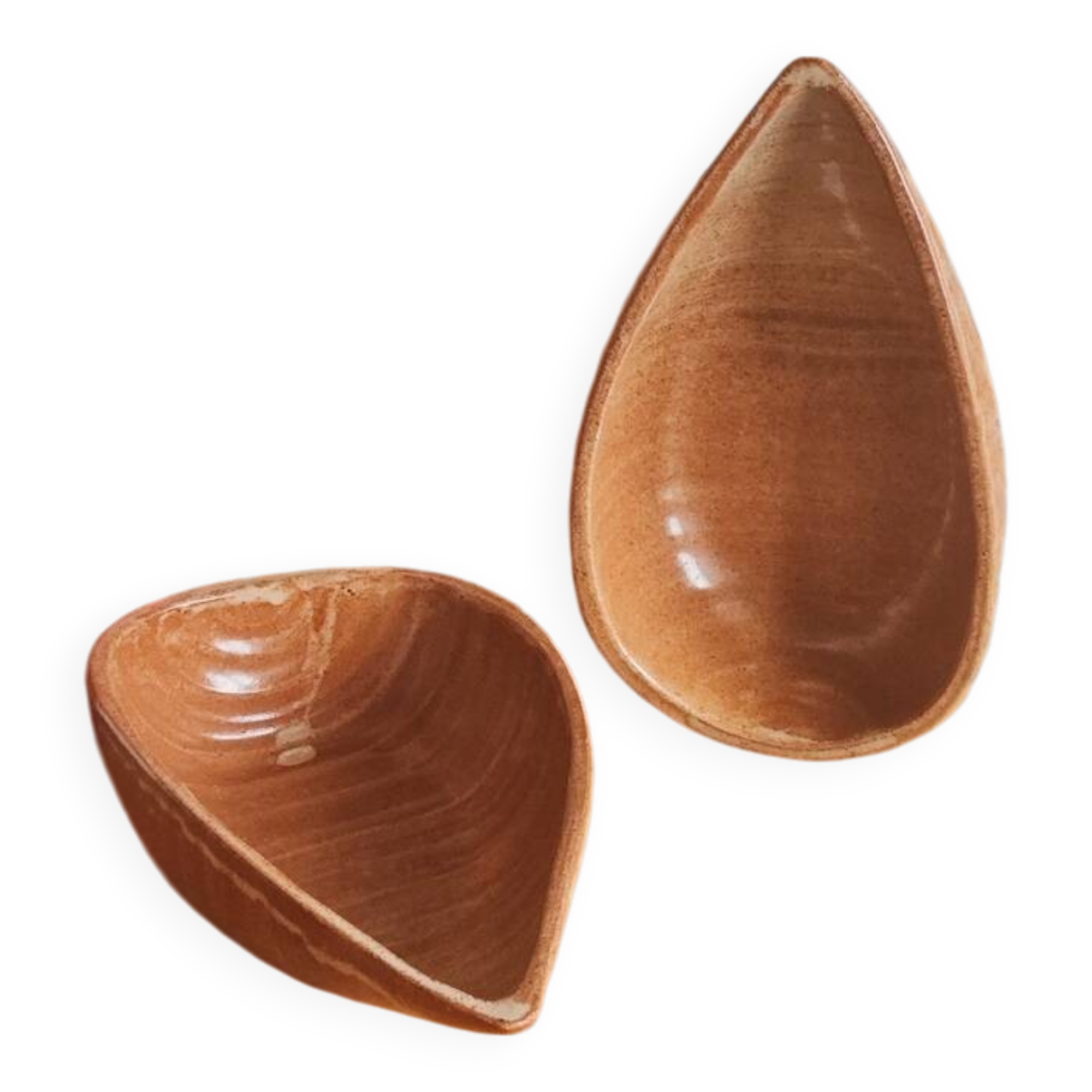 Glazed stoneware bowls for aperitifs or as catchalls in the shape of a walnut, signed.