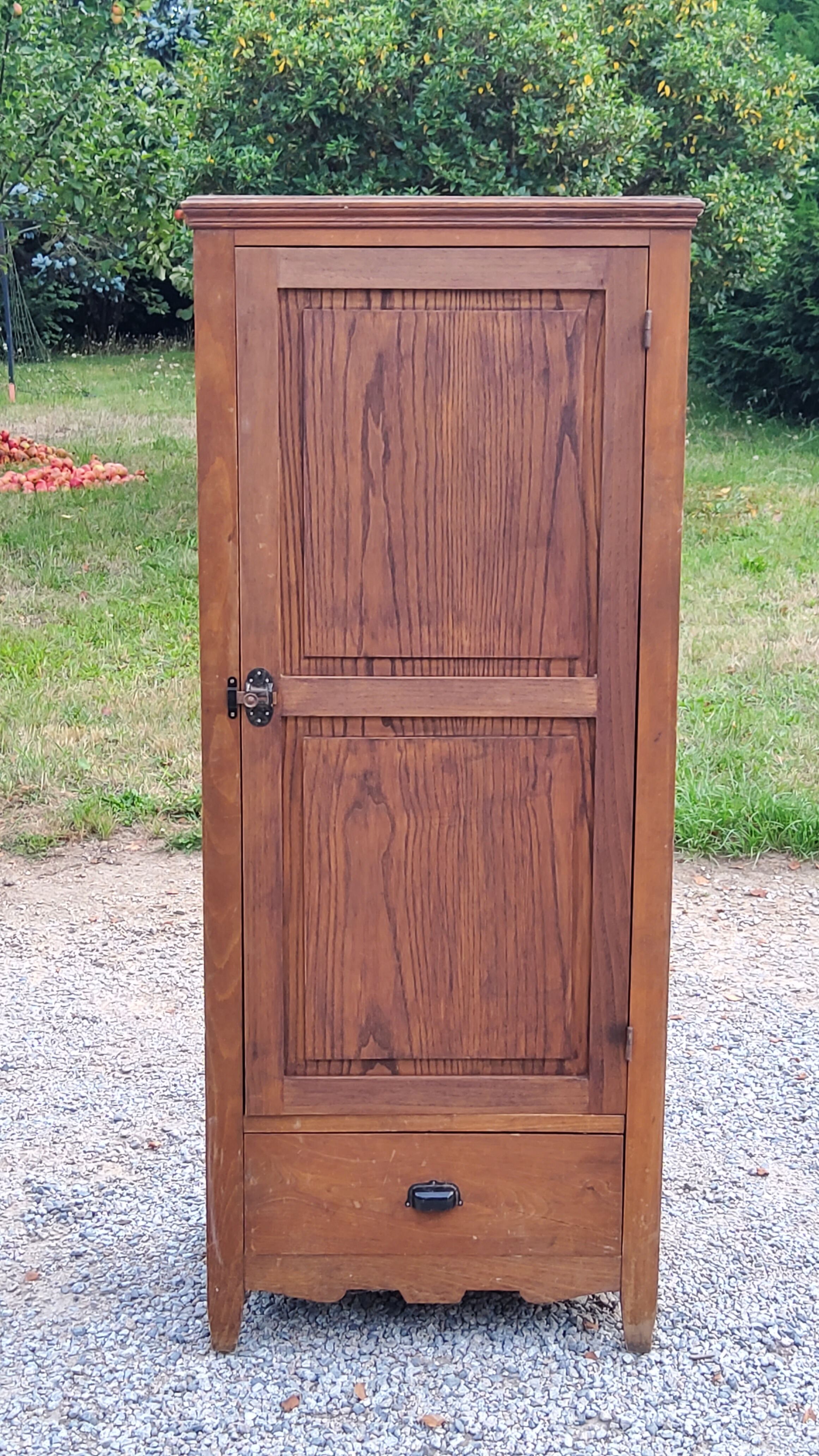 Armoire parisienne ancienne 1 porte 1tiroir en hêtre et frêne