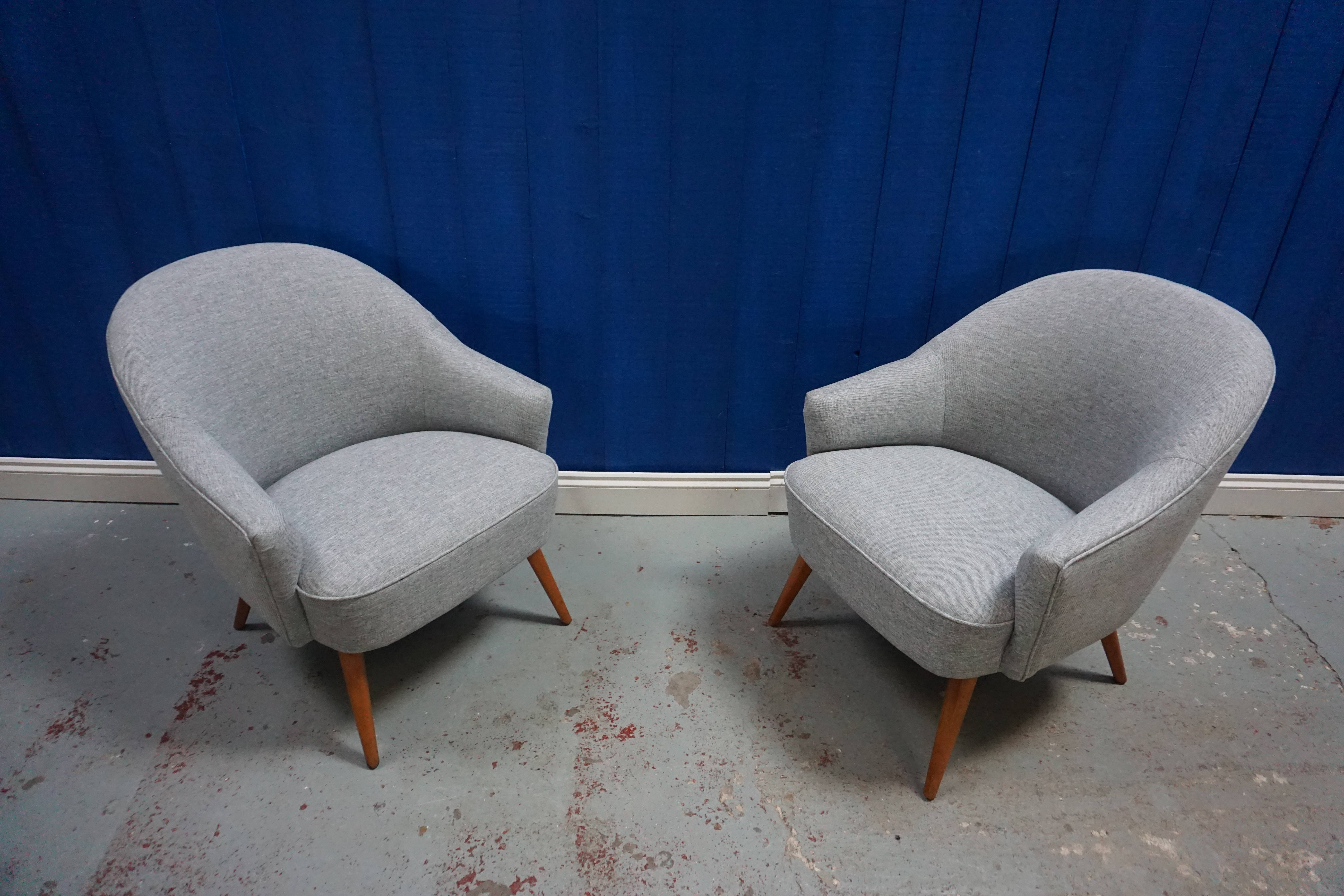 Paire de fauteuils 1950