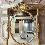 Louis XVI mirror with parecloses