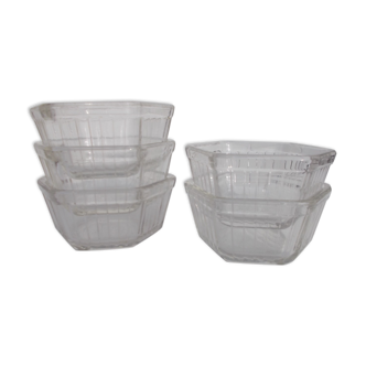 Ensemble de 5 ramequins pyrex