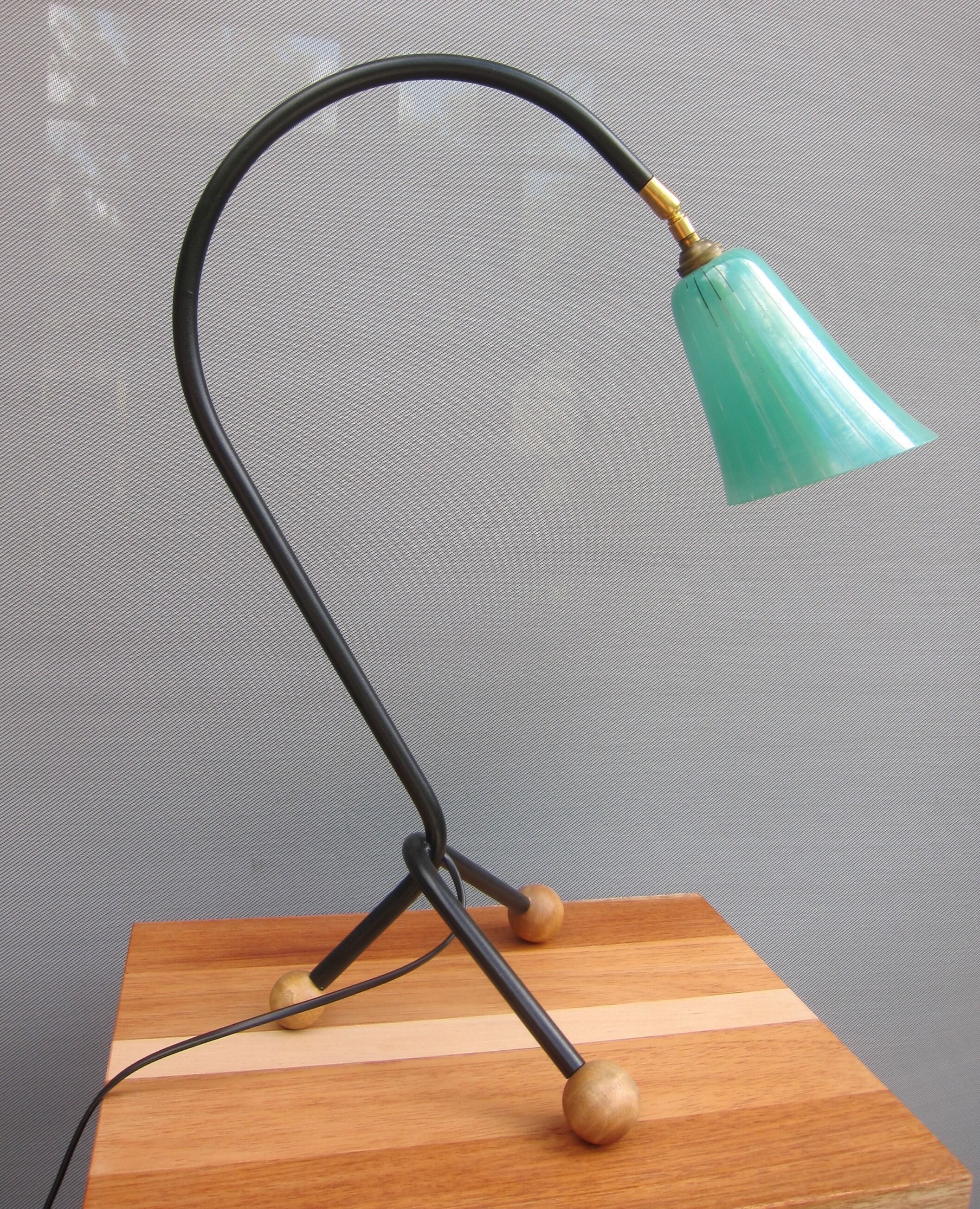 Lamp tripod Tulip green glass 1950