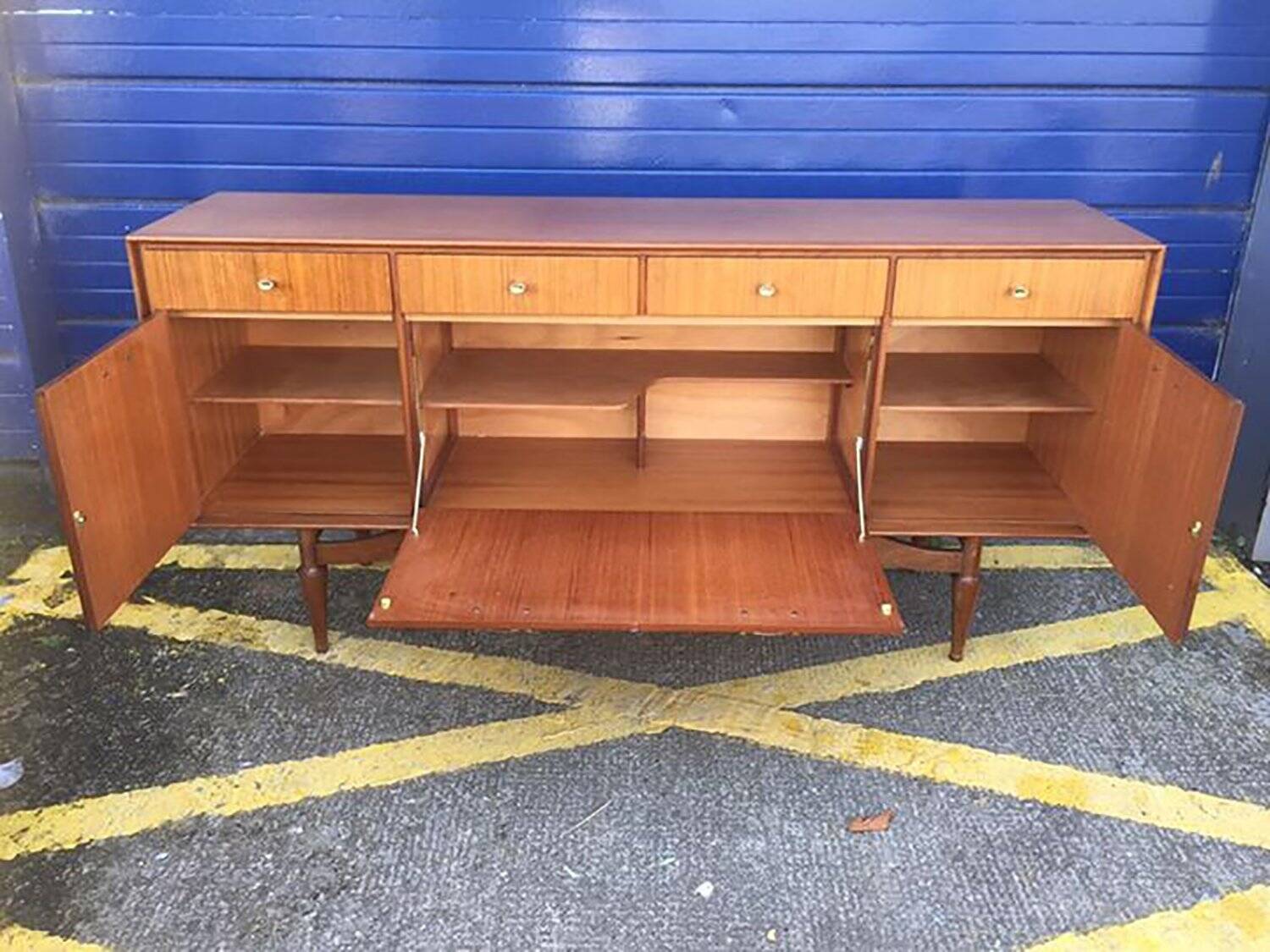 Mid-Century Enfilade by Greaves & Thomas in brown teak veneer, 1960s storage sideboard.