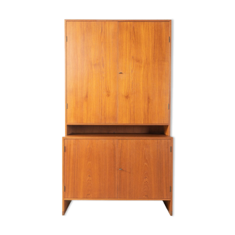 Ry 16 dresser, Hans J. Wegner