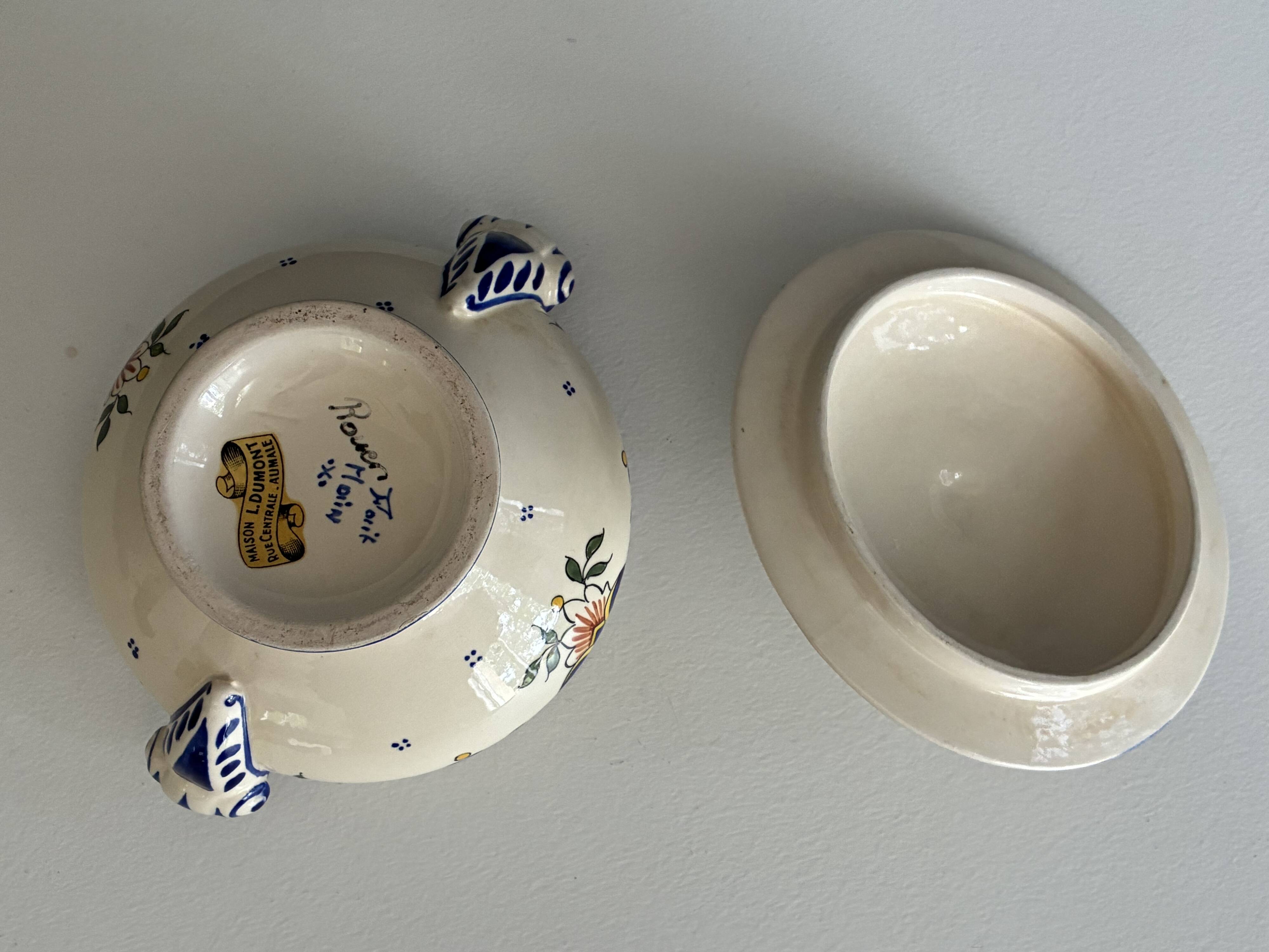 Fine porcelain sugar bowl from Rouen