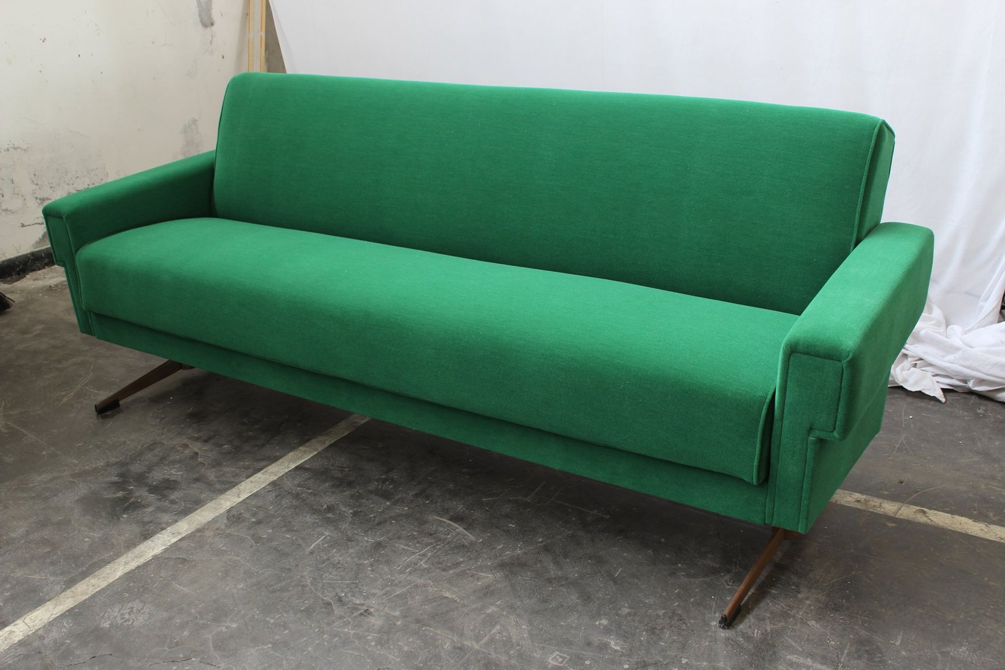 Mid-century Italian emerald green sofa