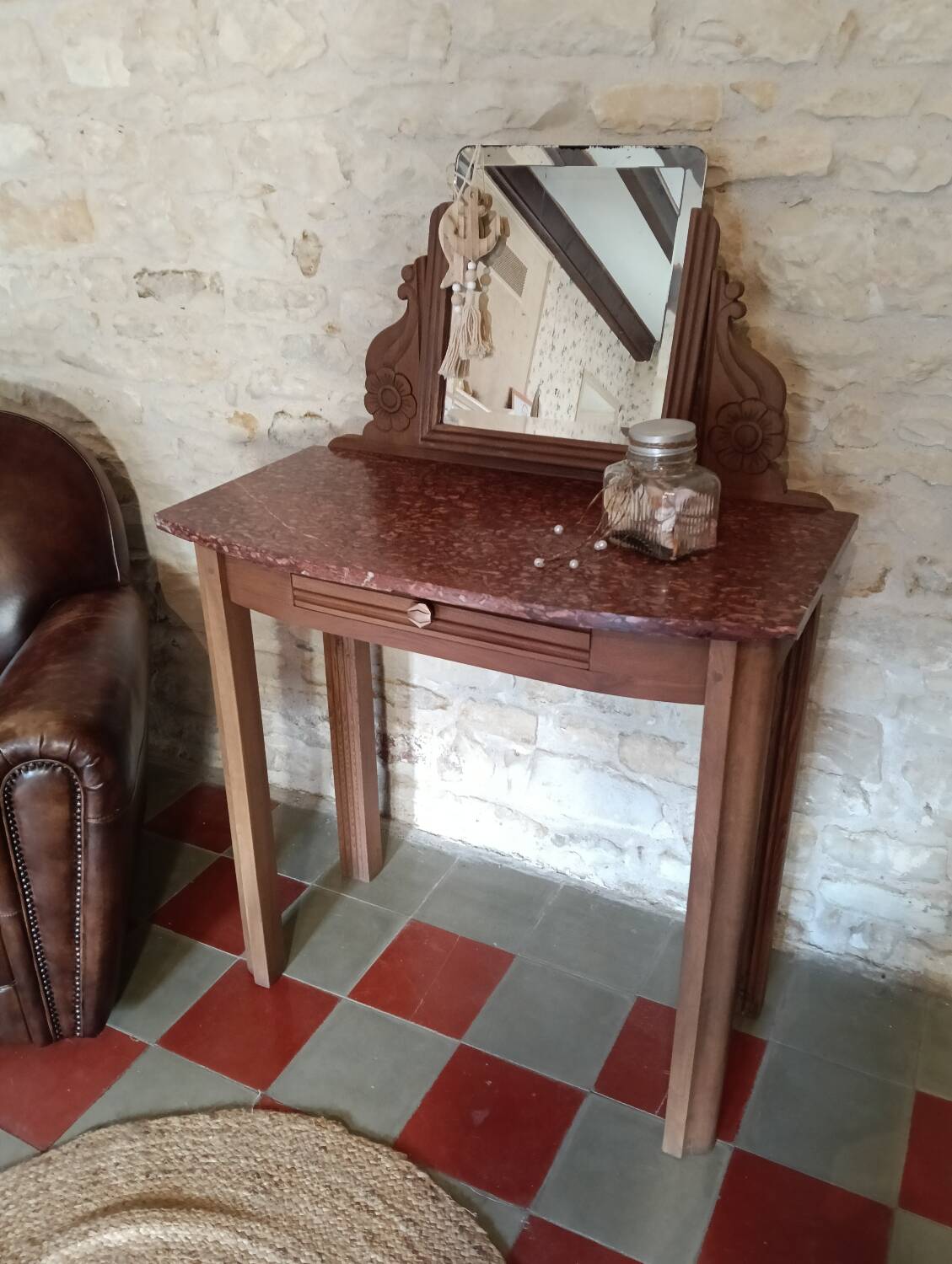 Art Deco Hairdresser