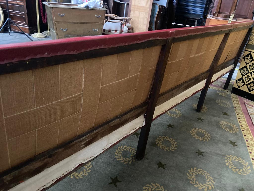 Bistro bench - red skaï brasserie 1900