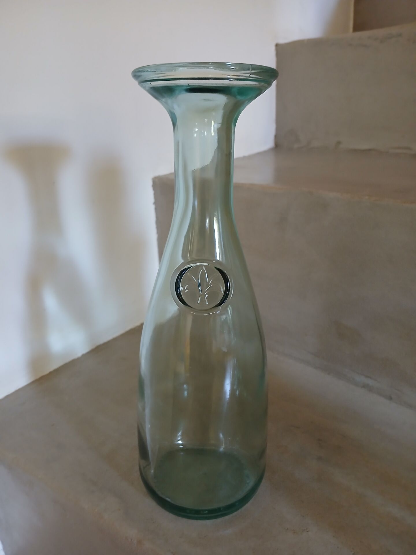 3 carafes en verre