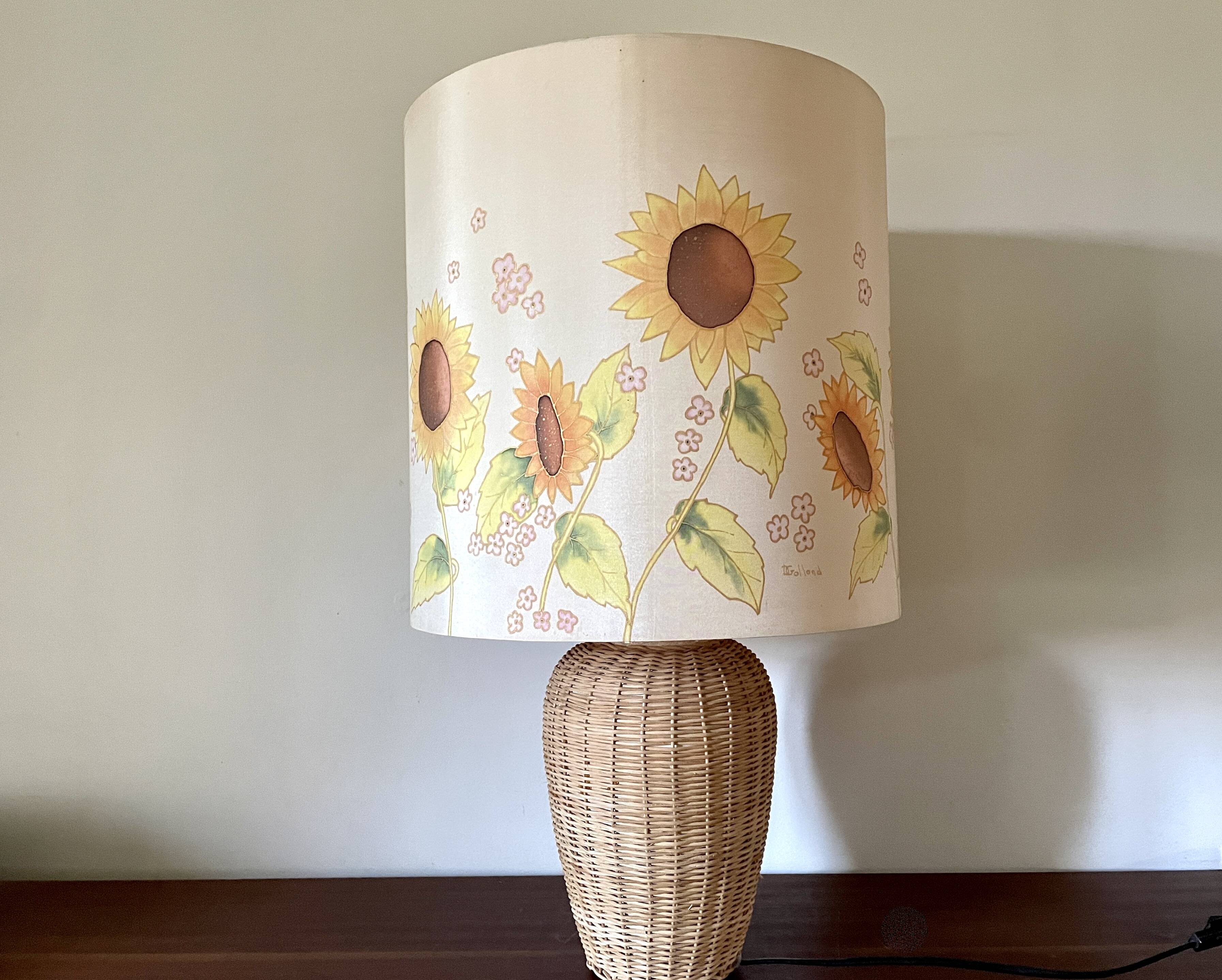 Large sunflower lamp signed silk and rattan 1970