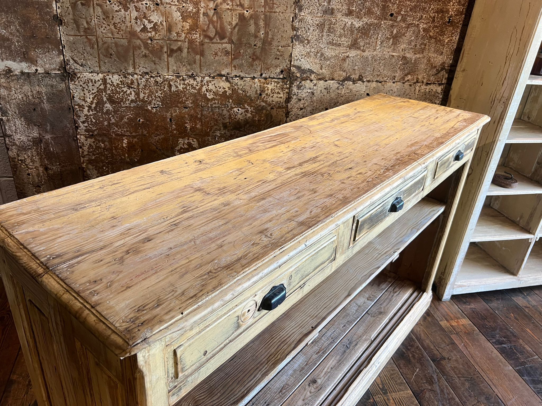 Sideboard 3 drawers patinated