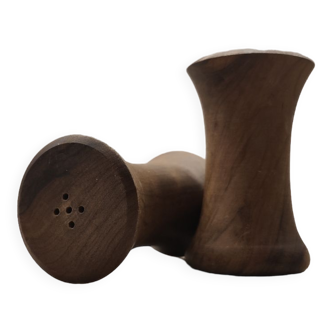 Pepper shaker