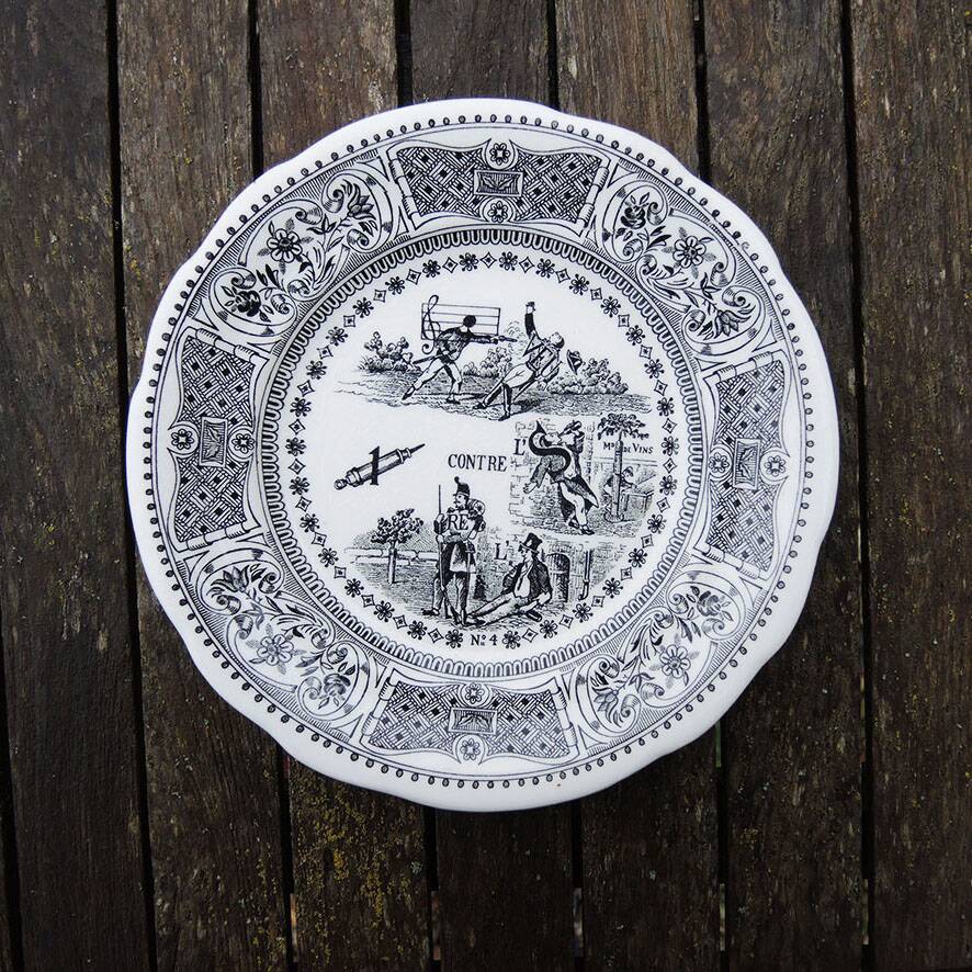 6 old talking plates Gien – Friendship